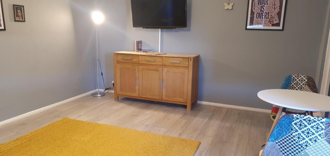 The Court Apartment Braintree Bagian luar foto